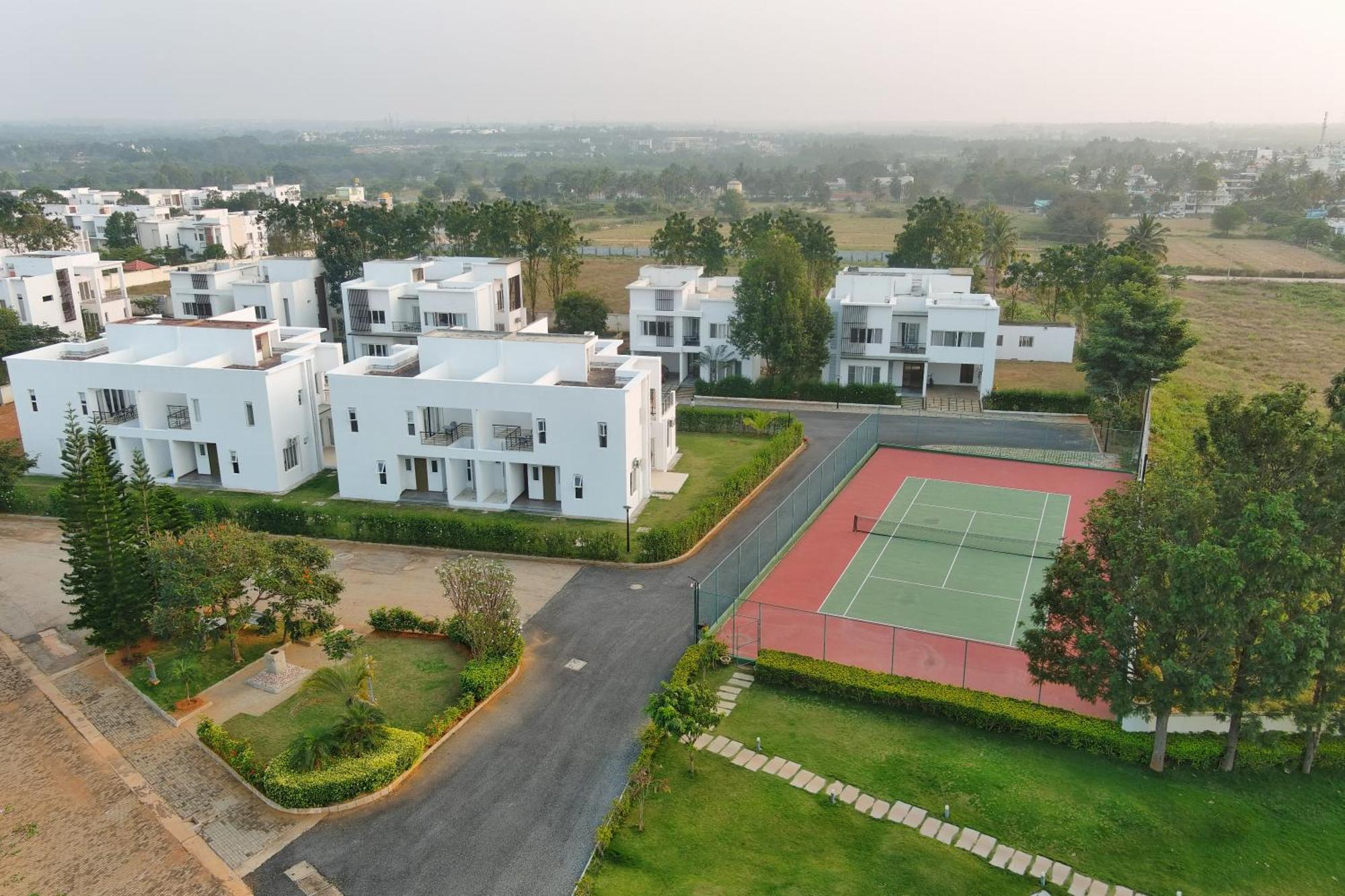 Spree Resort At Century Wintersun Dod Ballapur Bagian luar foto